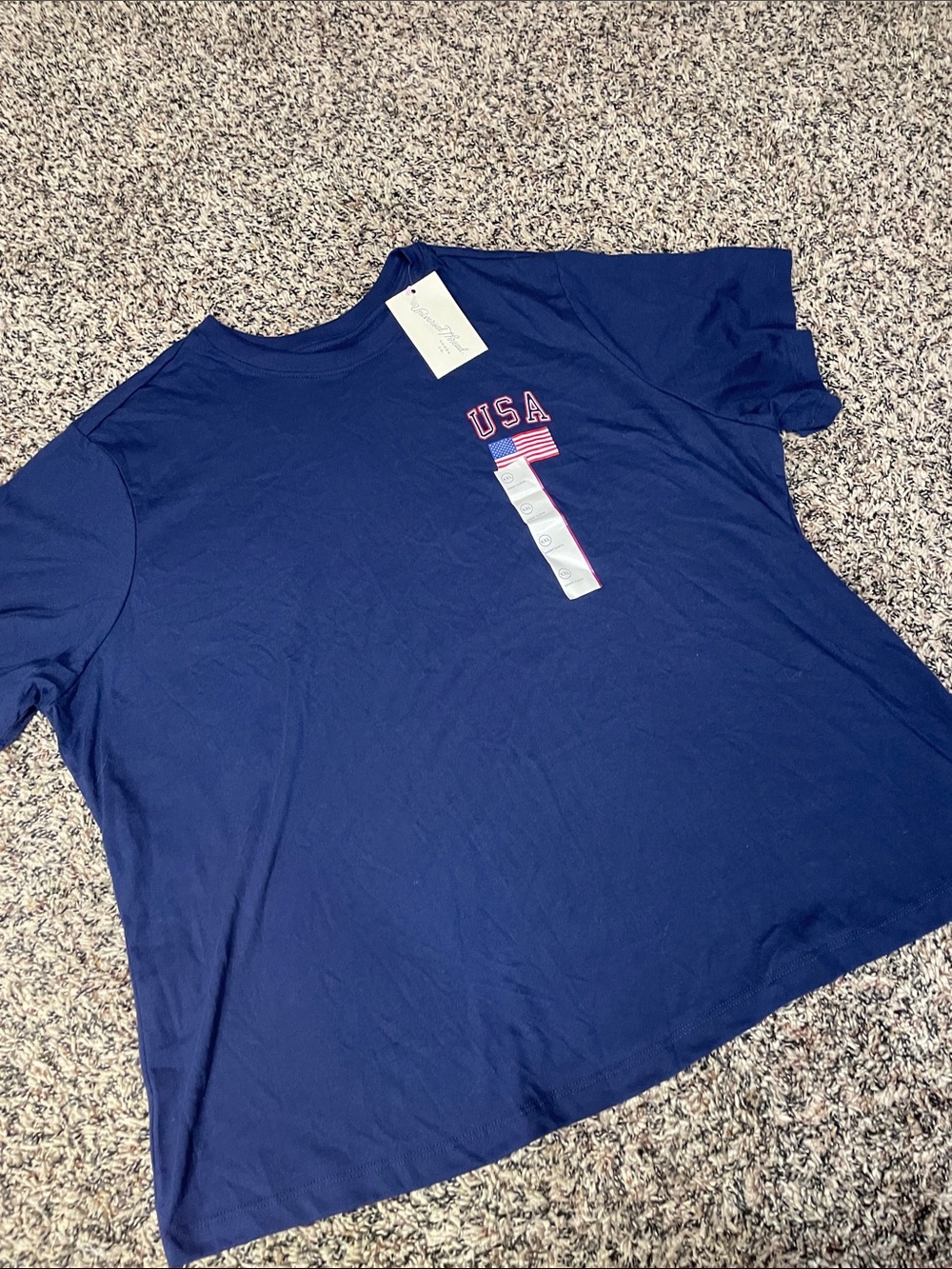 Universal Thread Navy USA Short-Sleeve Plus Size XXL Woman’s Tee NWT